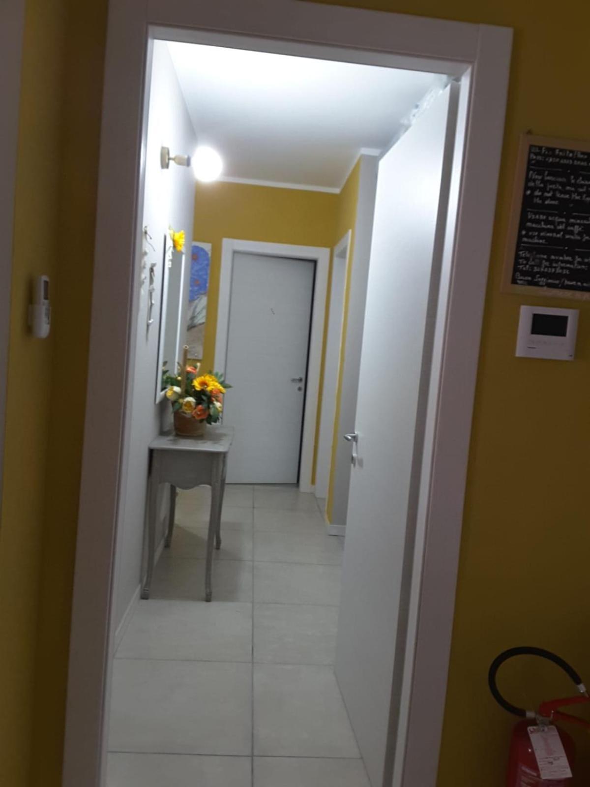 Lucrece Holiday Apartment تورينو المظهر الخارجي الصورة